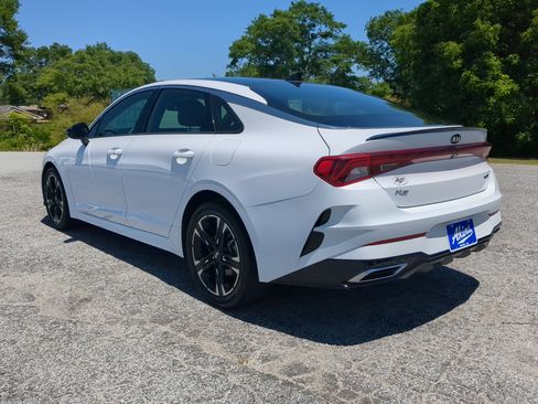 Used 2021 Kia K5 GT-Line w/ GT-Line FWD Premium Package image 5