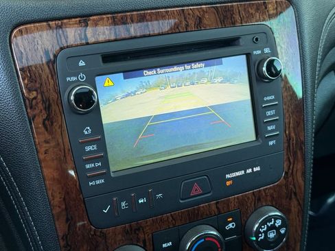 Used 2013 Chevrolet Traverse LT image 34