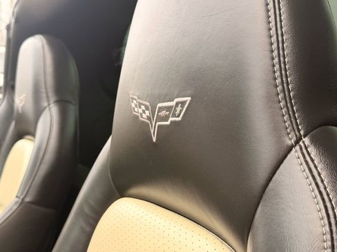 Used 2009 Chevrolet Corvette Coupe w/ Preferred Equipment Group image 17