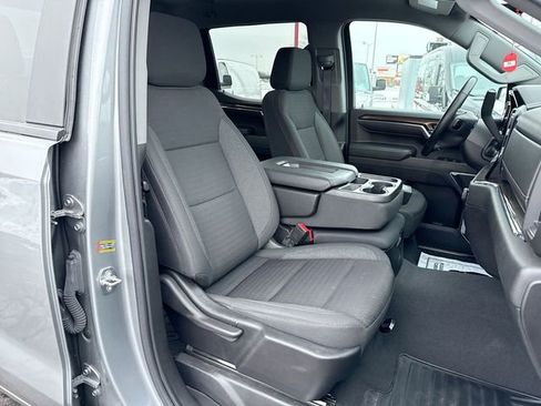 Used 2023 Chevrolet Silverado 1500 LT AWD/4WD image 25