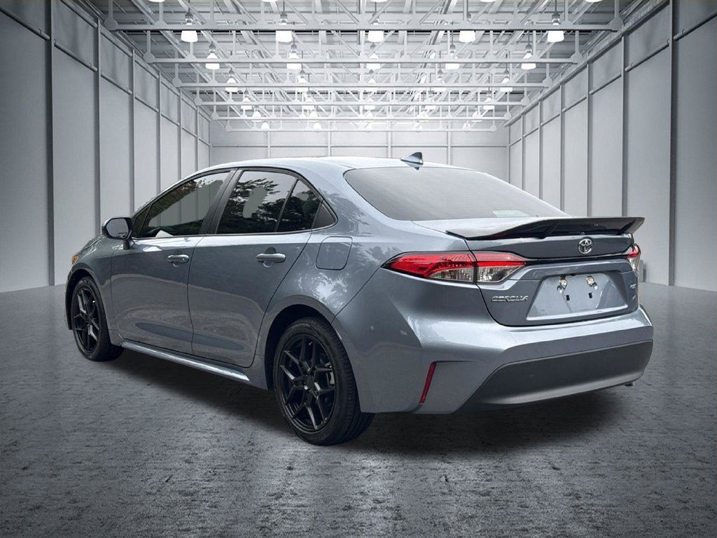 Used 2024 Toyota Corolla LE FWD image 5