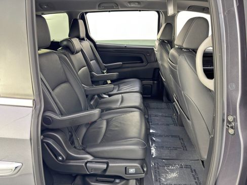 Used 2023 Honda Odyssey Touring image 41