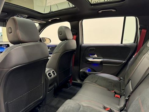 Certified 2025 Mercedes-Benz GLB 35 AMG 4MATIC image 24