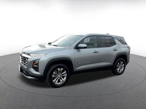 Used 2025 Chevrolet Equinox LT image 8