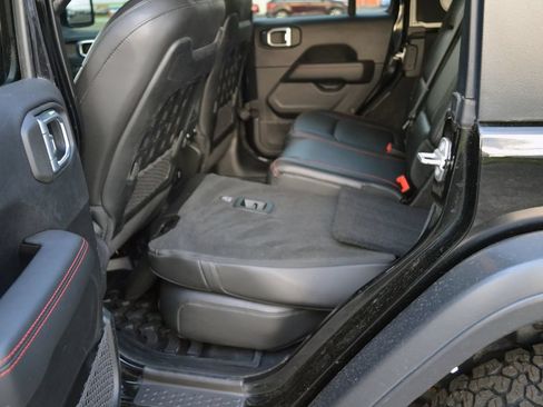 Used 2021 Jeep Wrangler Unlimited Rubicon AWD/4WD image 26