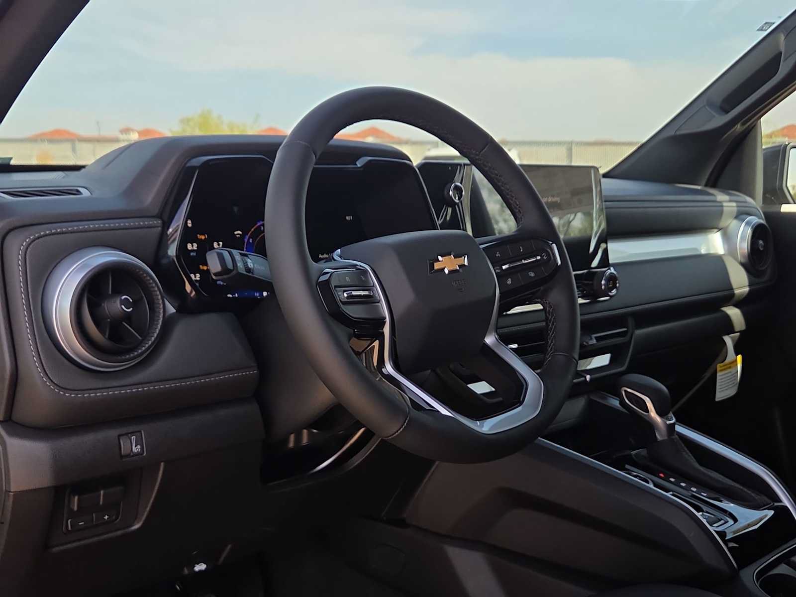 New 2026 Chevrolet Colorado LT w/ LT Convenience Package AWD/4WD image 11