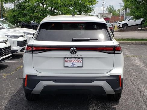 New 2026 Volkswagen Tiguan S FWD image 4