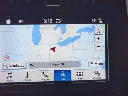 Used 2019 Ford F150 Lariat w/ Equipment Group 502A Luxury AWD/4WD image 26