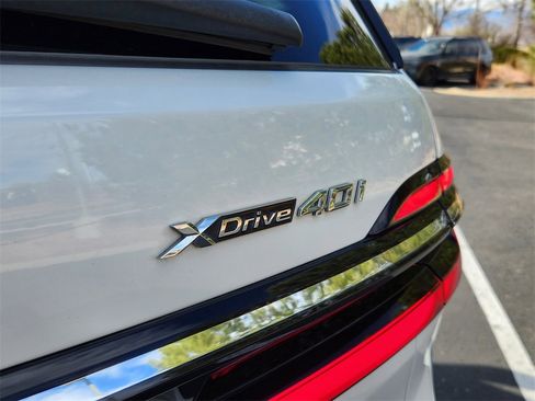 Used 2023 BMW X7 xDrive40i w/ M Sport Package image 32