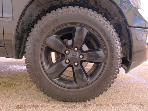 Used 2018 RAM 1500 Big Horn image 43