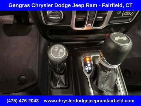 Used 2024 Jeep Wrangler Unlimited w/ Convenience Group AWD/4WD image 49