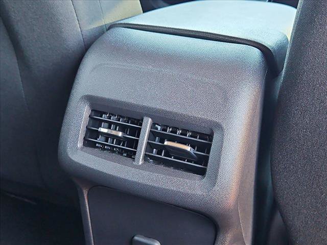 Used 2024 Chevrolet Equinox LT FWD image 23
