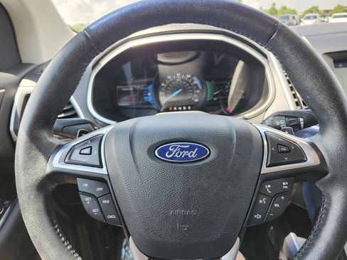 Used 2016 Ford Edge SEL w/ Equipment Group 201A AWD/4WD image 28