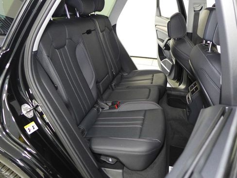 Used 2023 Audi Q5 2.0T Premium Plus w/ Premium Plus Package AWD/4WD image 20
