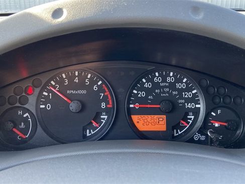 Used 2015 Nissan Frontier SV image 22