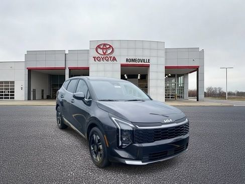 Used 2026 Kia Sportage LX FWD image 1