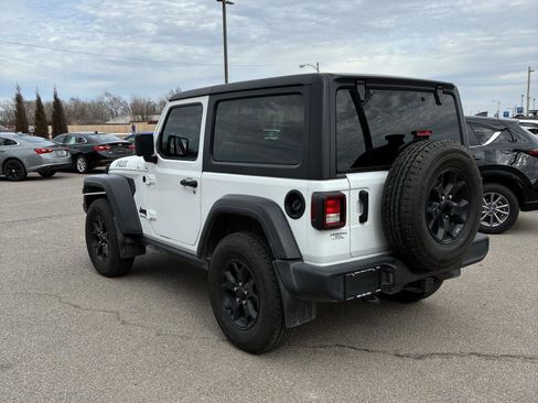 Used 2020 Jeep Wrangler Sport image 16