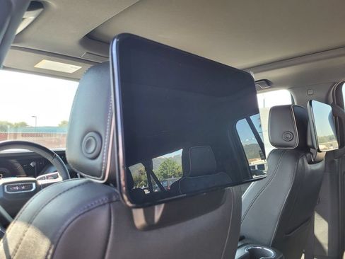 New 2026 GMC Yukon XL Elevation w/ Elevation Premium Package AWD/4WD image 10