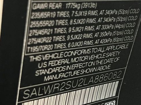 Used 2020 Land Rover Range Rover Sport HSE image 19