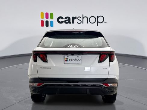 Used 2024 Hyundai Tucson SE AWD/4WD image 4