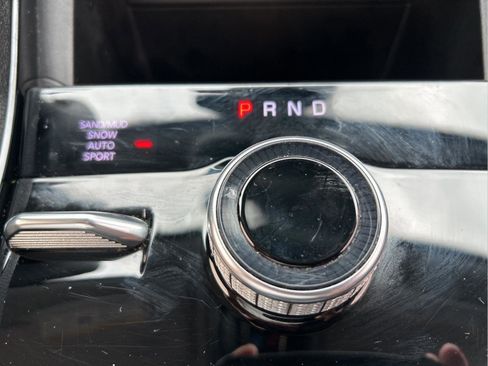 Certified 2023 Jeep Grand Cherokee Limited image 33