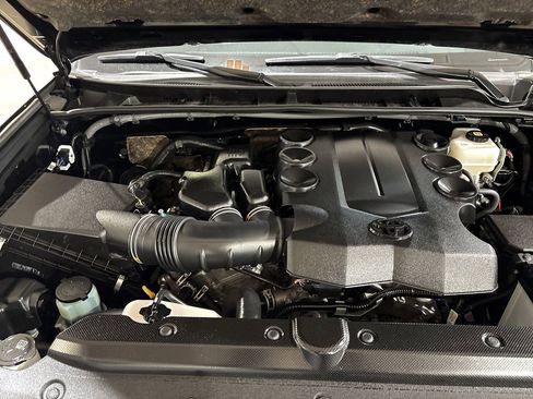 Certified 2024 Toyota 4Runner SR5 Premium image 26