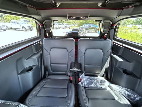 New 2026 Ford Bronco Badlands w/ Sasquatch Package AWD/4WD image 15