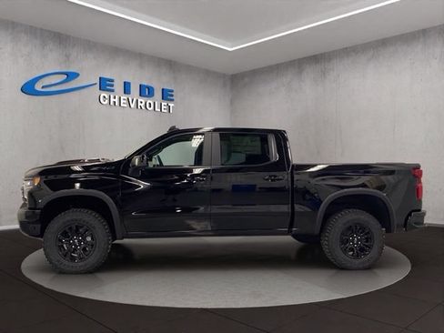 New 2026 Chevrolet Silverado 1500 ZR2 w/ Dark Appearance Package AWD/4WD image 5