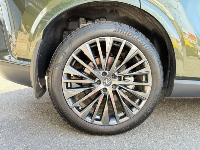 Used 2025 Lexus RX 350h w/ Convenience Package AWD/4WD image 38