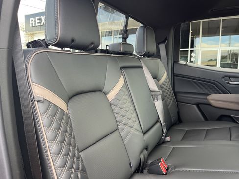 New 2026 GMC Canyon Denali image 15