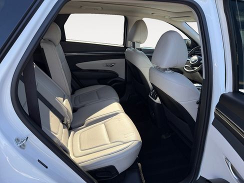 Certified 2023 Hyundai Tucson Limited image 18