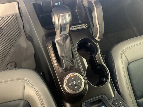 Used 2022 Ford Bronco Outer Banks image 25