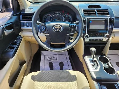 Used 2013 Toyota Camry LE FWD image 19