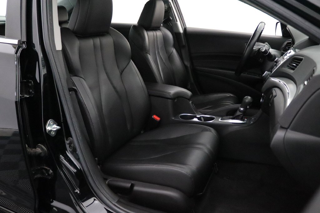 Used 2019 Acura ILX FWD image 13