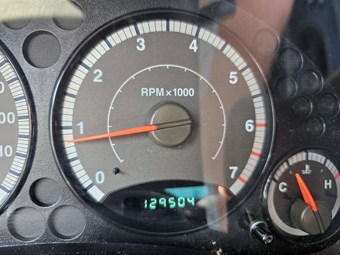 Used 2006 Jeep Liberty Sport AWD/4WD image 12