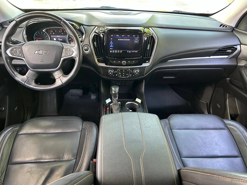 Used 2021 Chevrolet Traverse RS FWD image 11