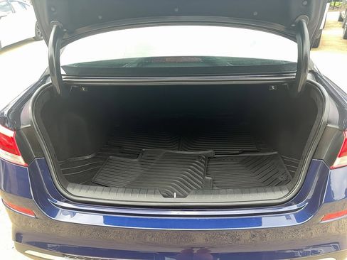 Used 2020 Kia Optima LX image 10