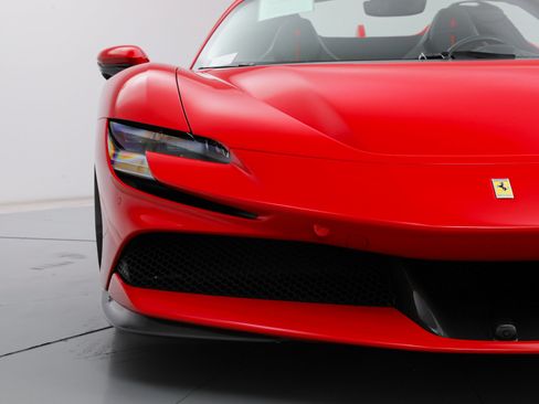 Certified 2025 Ferrari SF90 Spider AWD/4WD image 16