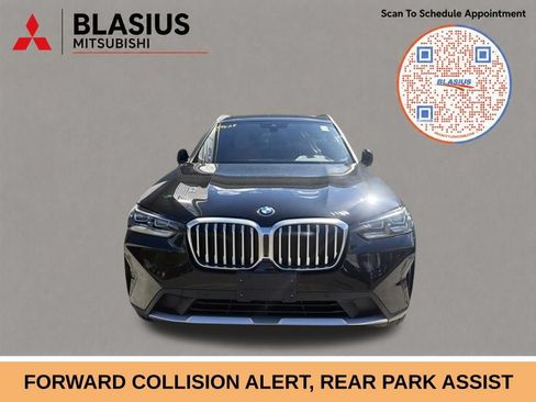 Used 2022 BMW X3 xDrive30i w/ Premium Package Essential AWD/4WD image 2