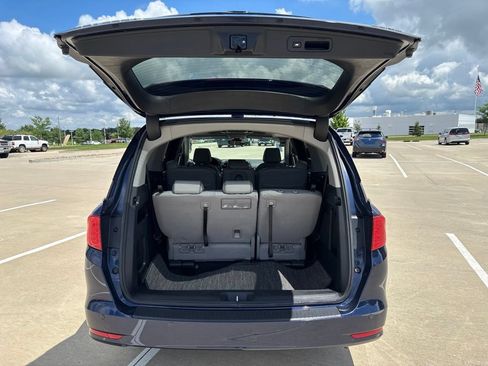 Used 2022 Honda Odyssey Elite image 11