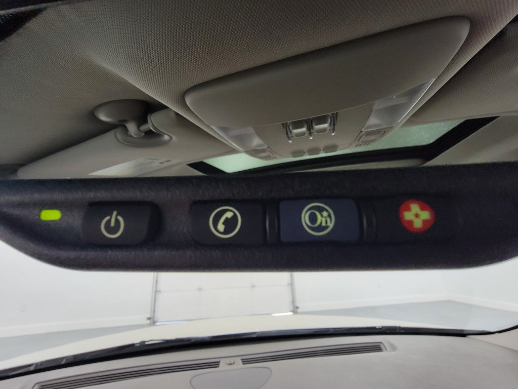 Used 2011 Buick Lucerne CXL FWD image 28