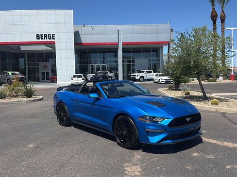 Used 2019 Ford Mustang Convertible RWD image 17