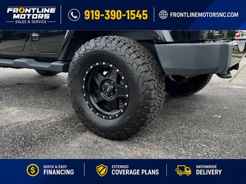 Used 2018 Jeep Wrangler Unlimited Sahara AWD/4WD image 23