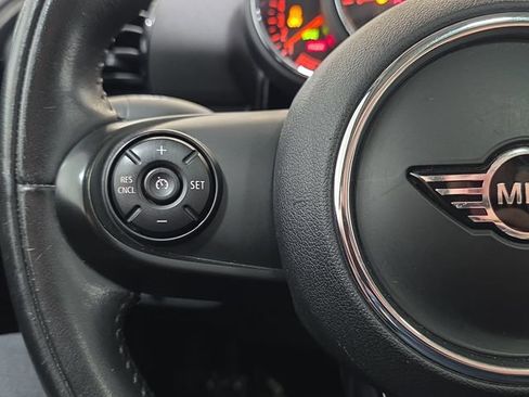 Used 2019 MINI Cooper Clubman ALL4 AWD/4WD image 16