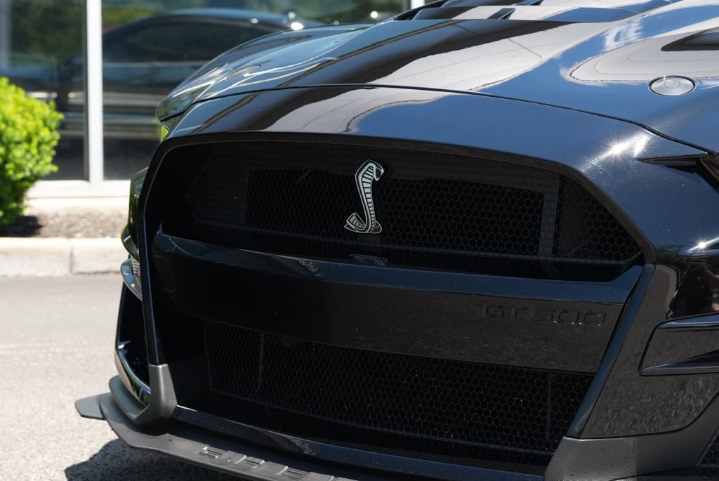 Used 2022 Ford Mustang Shelby GT500 w/ Technology Package RWD image 4