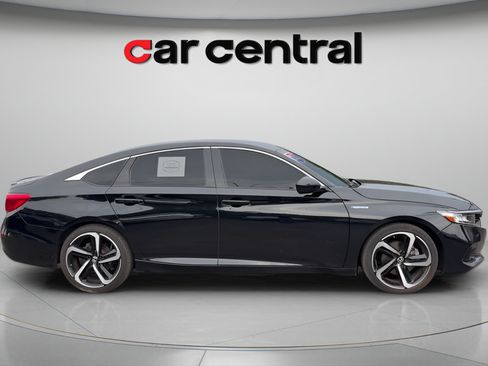 Used 2022 Honda Accord Sport image 6