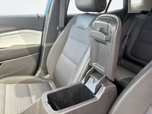 Used 2025 Chevrolet Trax LT FWD image 20