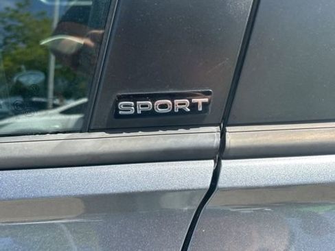 Used 2023 Volkswagen Jetta Sport image 7