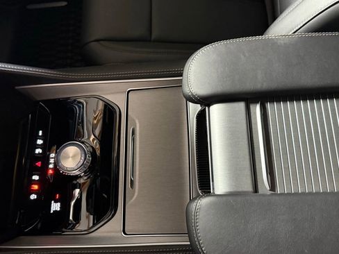 New 2026 Jeep Grand Wagoneer 4WD image 21
