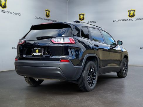 Used 2023 Jeep Cherokee Altitude Lux image 5